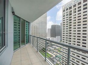 335 S Biscayne Blvd 2710, Miami FL 33131