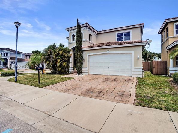8987 SW 208th St, Cutler Bay FL 33189