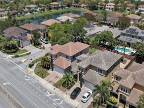 8987 SW 208th St, Cutler Bay FL 33189
