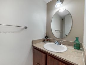 150 SE 25th Rd 12B, Miami FL 33129
