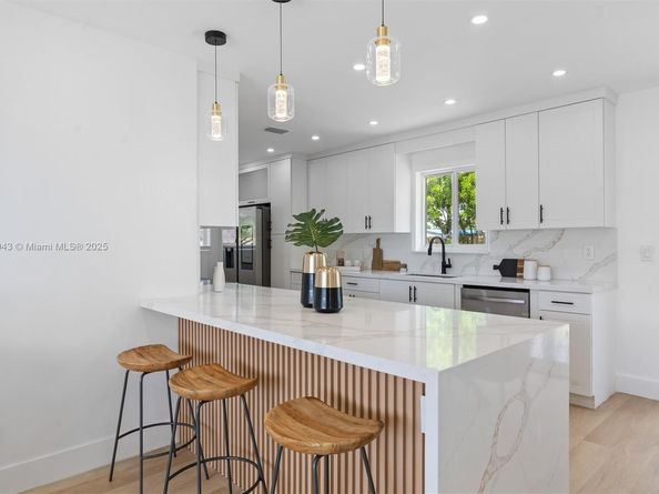 3645 SW 22nd St, Fort Lauderdale FL 33312