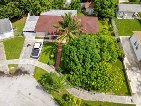 15825 SW 305th Ter, Homestead FL 33033