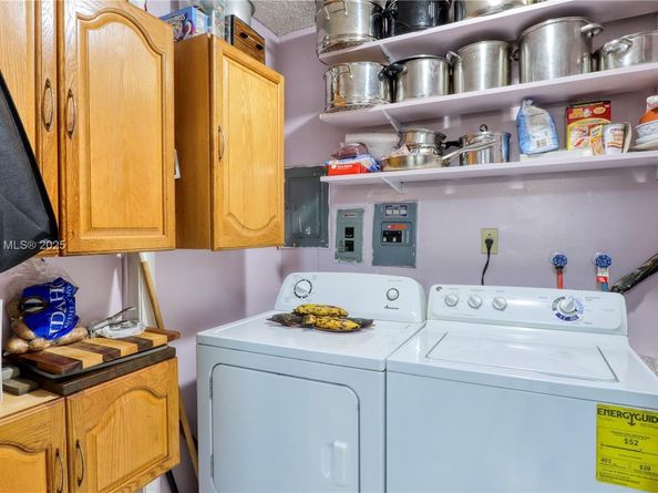 15825 SW 305th Ter, Homestead FL 33033