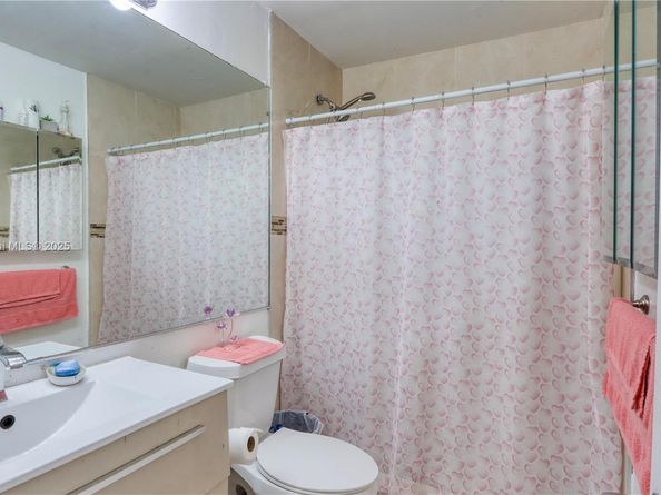 15825 SW 305th Ter, Homestead FL 33033