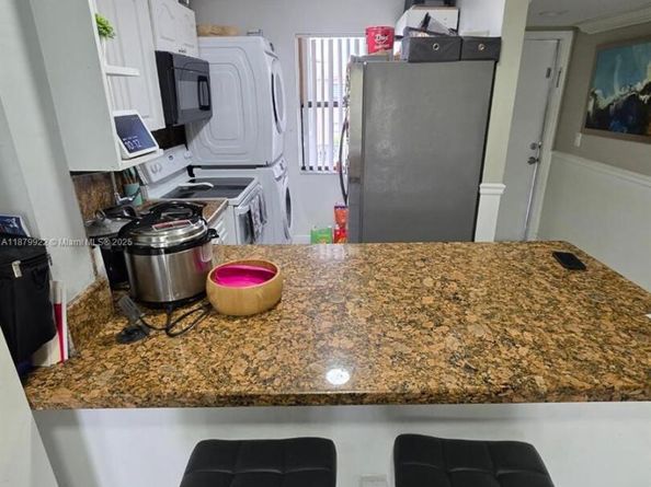 7670 SW 152nd Ave 1201, Miami FL 33193