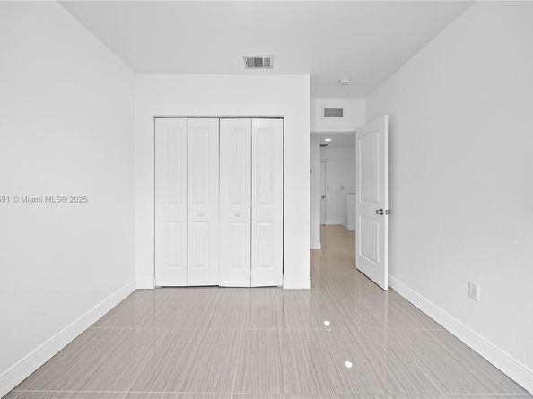21416 NW 13th Pl, Miami Gardens FL 33169