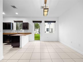 21416 NW 13th Pl, Miami Gardens FL 33169