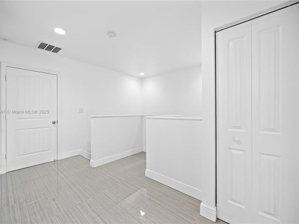 21416 NW 13th Pl, Miami Gardens FL 33169