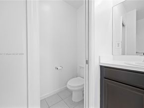 21416 NW 13th Pl, Miami Gardens FL 33169