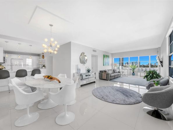 3 Island Ave 10D, Miami Beach FL 33139