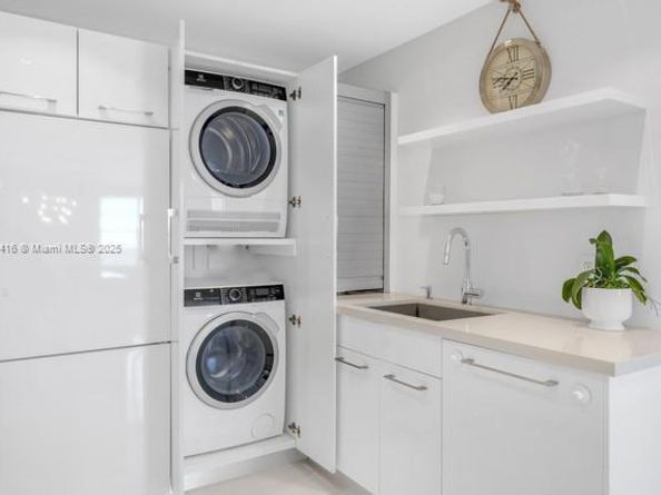 3 Island Ave 10D, Miami Beach FL 33139
