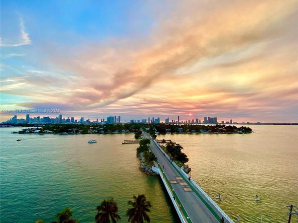 3 Island Ave 10D, Miami Beach FL 33139