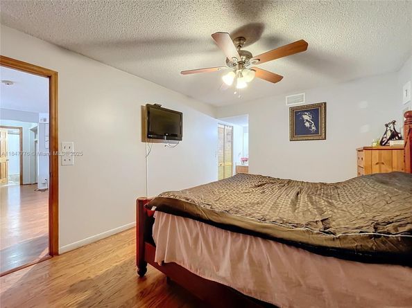 11533 NW 10th St 11533, Pembroke Pines FL 33026