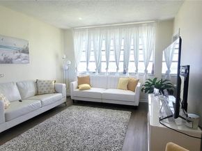 2200 Park Ln 302, Hollywood FL 33021