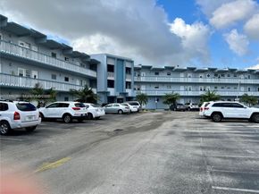 2200 Park Ln 302, Hollywood FL 33021