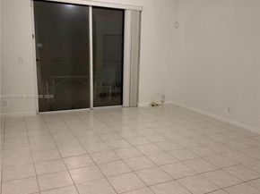 9040 NW 54th St, Sunrise FL 33351