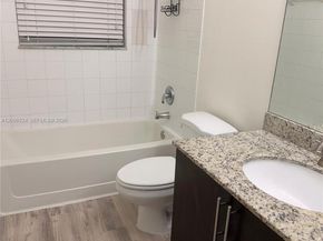 9040 NW 54th St, Sunrise FL 33351