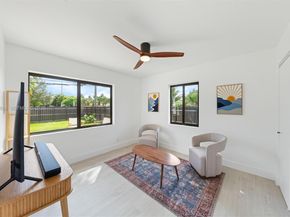 1305 N 31st Rd, Hollywood FL 33021