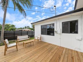 1305 N 31st Rd, Hollywood FL 33021