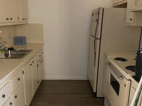 151 SW 134th Way 212N, Pembroke Pines FL 33027