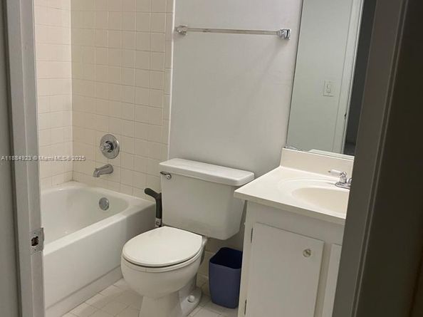 151 SW 134th Way 212N, Pembroke Pines FL 33027