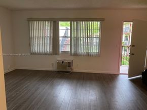 151 SW 134th Way 212N, Pembroke Pines FL 33027