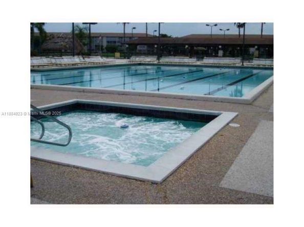 151 SW 134th Way 212N, Pembroke Pines FL 33027