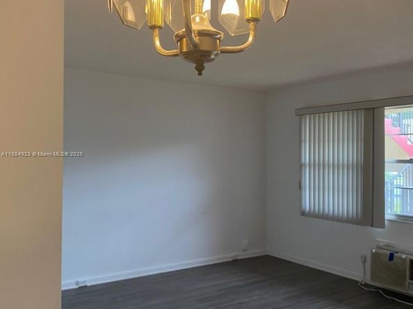 151 SW 134th Way 212N, Pembroke Pines FL 33027