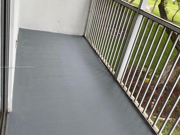 151 SW 134th Way 212N, Pembroke Pines FL 33027