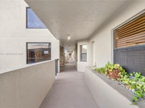 3050 NW 42nd Ave C406, Coconut Creek FL 33066