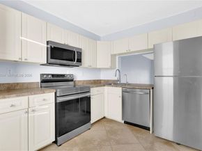 3050 NW 42nd Ave C406, Coconut Creek FL 33066