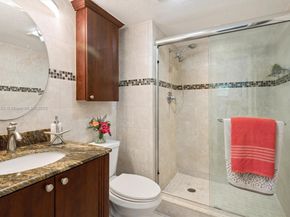 361 S Hollybrook Dr 107, Pembroke Pines FL 33025