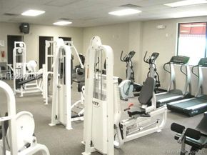 361 S Hollybrook Dr 107, Pembroke Pines FL 33025