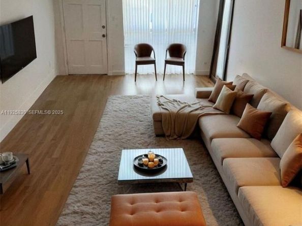 4177 NW 52nd Ave, Lauderdale Lakes FL 33319