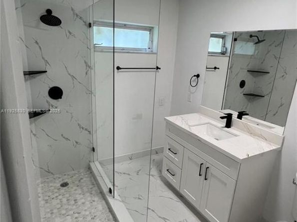 4177 NW 52nd Ave, Lauderdale Lakes FL 33319