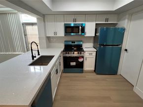 4177 NW 52nd Ave, Lauderdale Lakes FL 33319