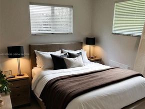 4177 NW 52nd Ave, Lauderdale Lakes FL 33319