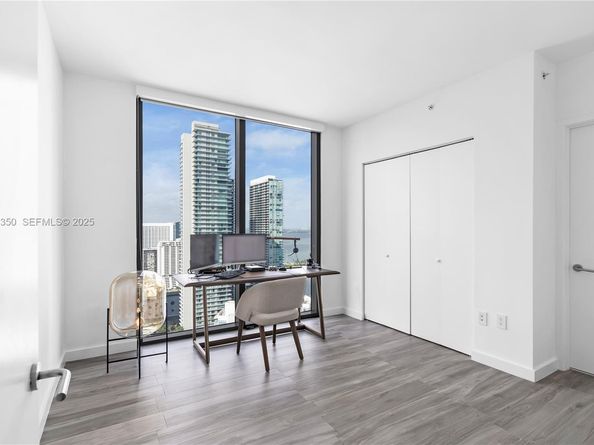 460 NE 28th St 3601, Miami FL 33137