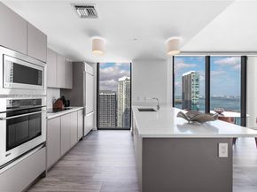 460 NE 28th St 3601, Miami FL 33137