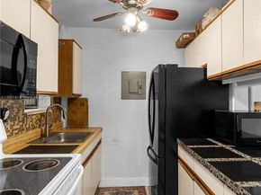 1530 SW 2nd St 106, Miami FL 33135