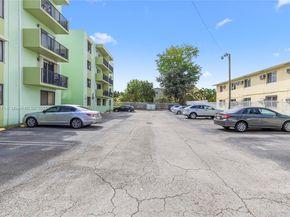1530 SW 2nd St 106, Miami FL 33135