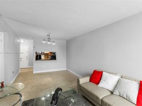 1530 SW 2nd St 106, Miami FL 33135