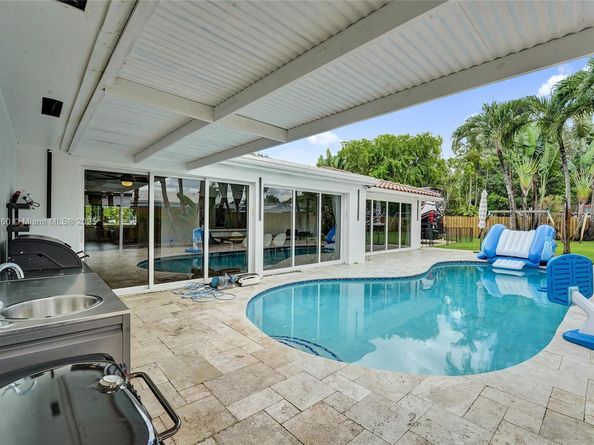 3350 N 40th St, Hollywood FL 33021