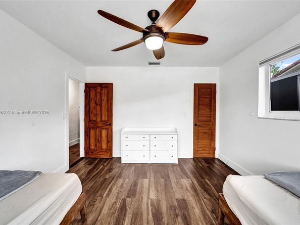 3350 N 40th St, Hollywood FL 33021