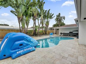 3350 N 40th St, Hollywood FL 33021