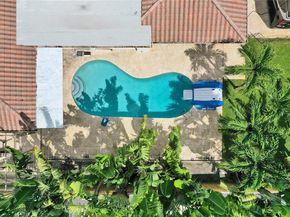 3350 N 40th St, Hollywood FL 33021