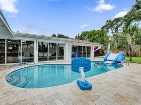 3350 N 40th St, Hollywood FL 33021