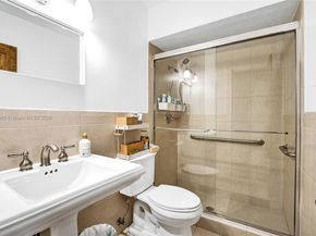 3350 N 40th St, Hollywood FL 33021