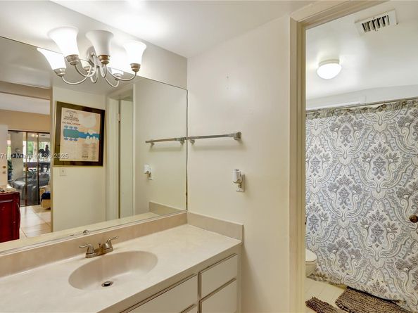 8860 SW 123rd Ct K207, Miami FL 33186