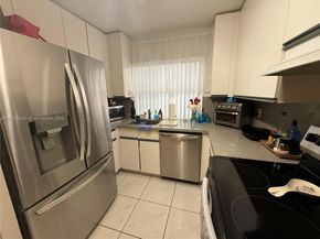 17048 NW 66th Ct, Miami Lakes FL 33015